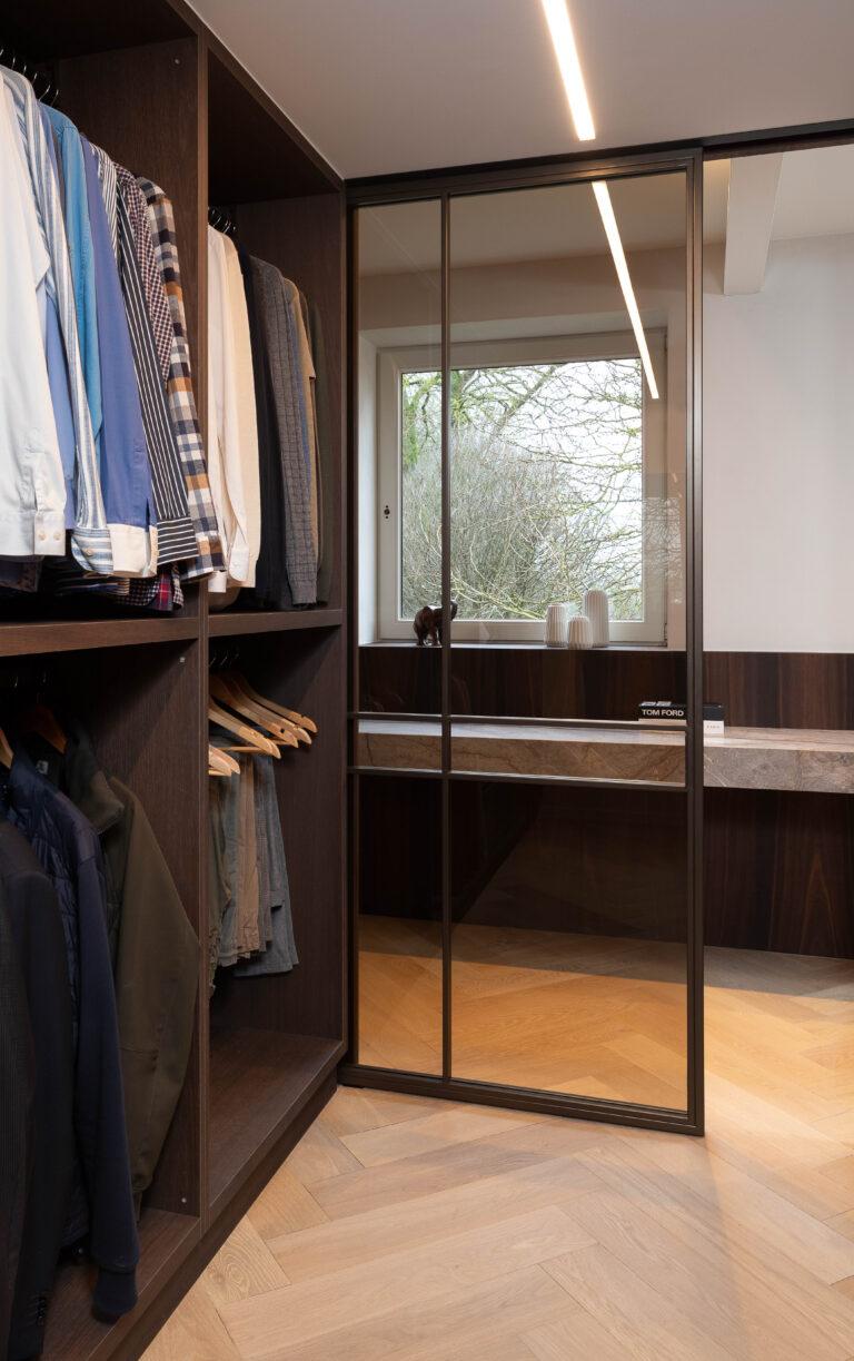 Schuifdeur staal Anodic Brown met brons fumé glas